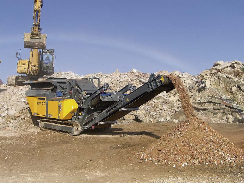 Die Qualität des Endkorns weist beim RM 70GO! im Bauschuttrecycling bei enormen Durchsatz höchste Qualität auf.