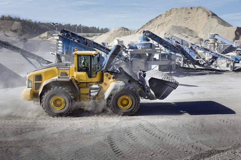 Die Kabine des neuen Radladers lässt sich hydraulisch um 35 Grad oder 70 Grad schwenken. (Foto: Volvo CE)
