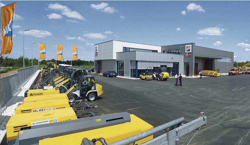 Das neue HKL-Center Neuss überzeugt durch Modernität, gute Erreichbarkeit und Service auf höchstem Niveau. (Foto: HKL BAUMASCHINEN)
