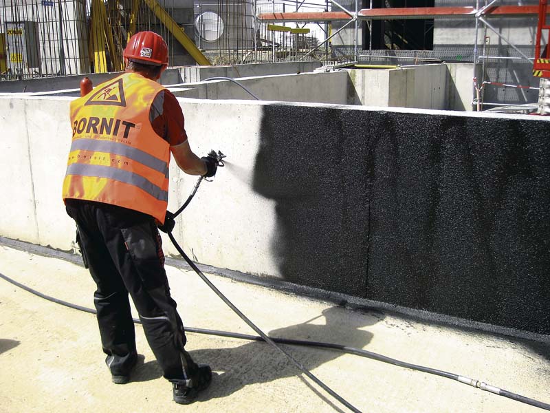 Die Realisierung von Objekten jeglicher Größe ist durch die Spezialrezeptur und Großverpackung wirtschaftlich mit geringem Zeit- und Personalaufwand möglich. (Foto: BORNIT-Werk Aschenborn GmbH)