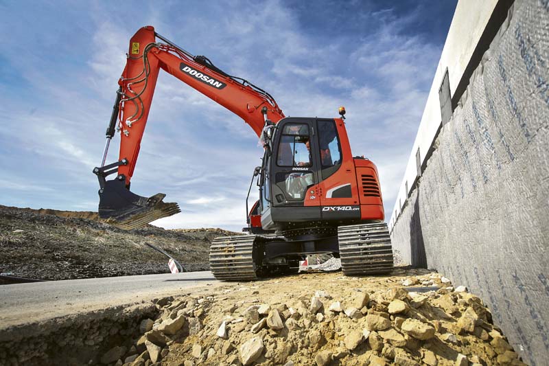 Doosan-KettenbaggerDX140LCR-5. (Foto: Doosan Construction Equipment)