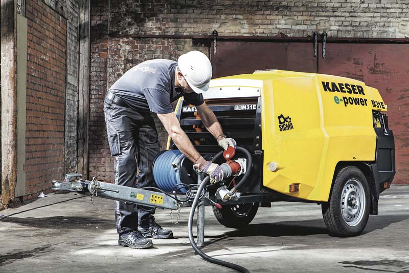 Die neuen straßenfahrbaren „zero-emission zone“-Baukompressoren mit Elektromotor zwischen 15 und 30 Kilowatt.  (Foto: Kaeser Kompressoren SE)