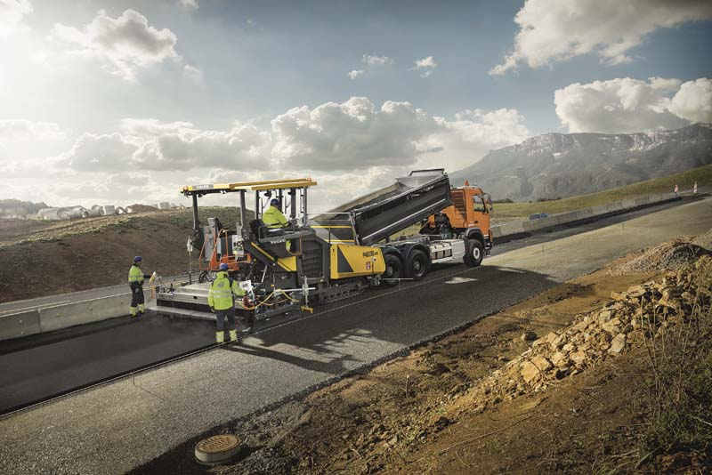 Volvo CE-Straßenfertiger P4820D.   (Foto: Volvo Construction Equipment Germany GmbH)