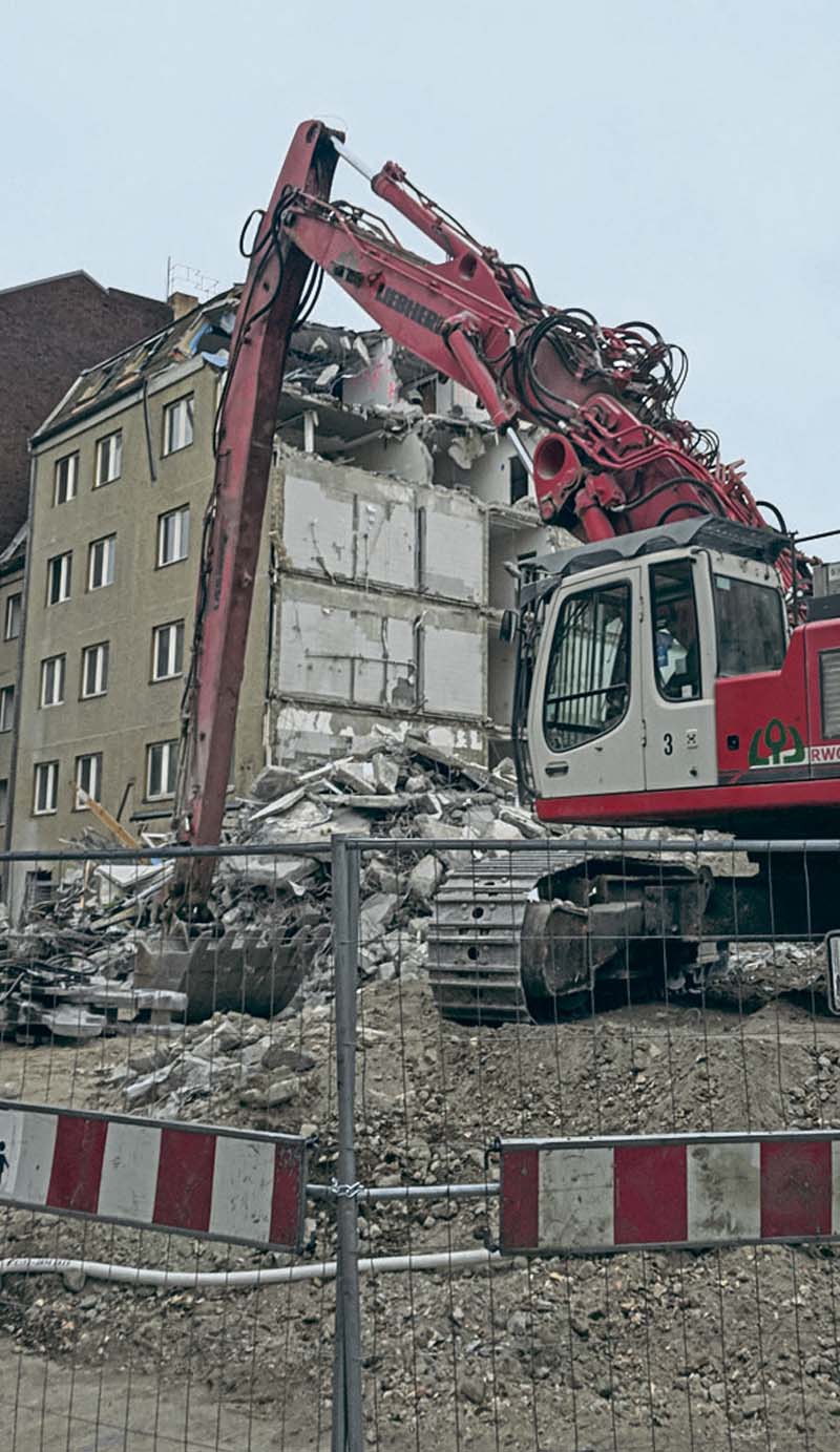 Egal ob Bau oder Abriss: Baumaschinen und -geräte sind bei Dieben eine begehrte Beute. Der Schaden, der durch die Entwendung einer solchen Maschine dem betroffenen Baubetrieb  entsteht, geht weit über den reinen Wert der Maschinen hinaus.    (Foto: Heiko Metzger)