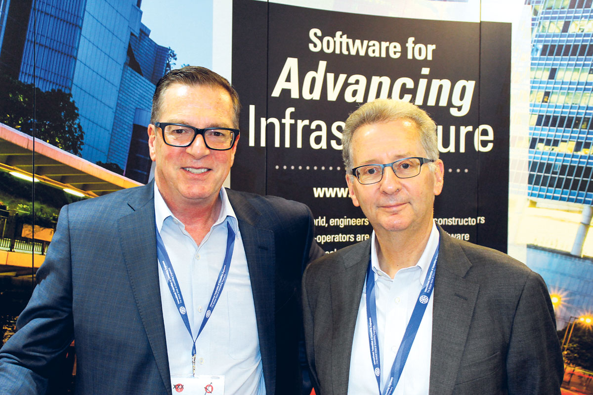 g Bentley (re.)  und Chris Barron von Bentley Systems in Berlin.(Foto: Zacharias)
