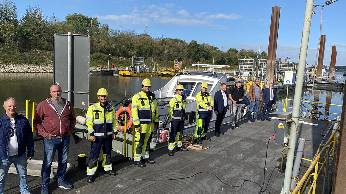 Fachkräfte, die Bauunternehmen brauchen: Bauindustrie startet mit 13 Azubis überbetriebliche Fachklasse zum Wasserbauer. (Foto: