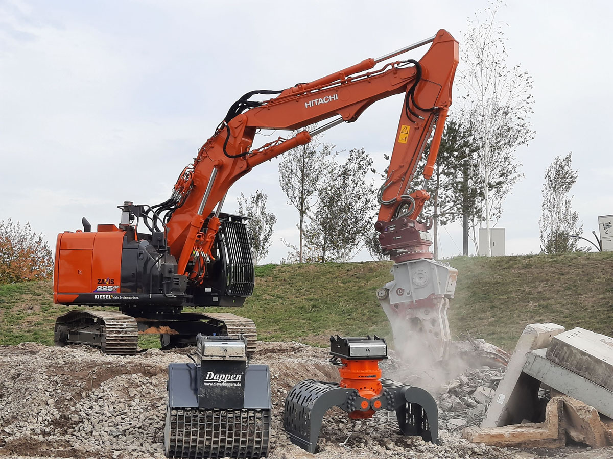 Expo im Coreum: 110 Baumaschinen live im Test-Einsatz