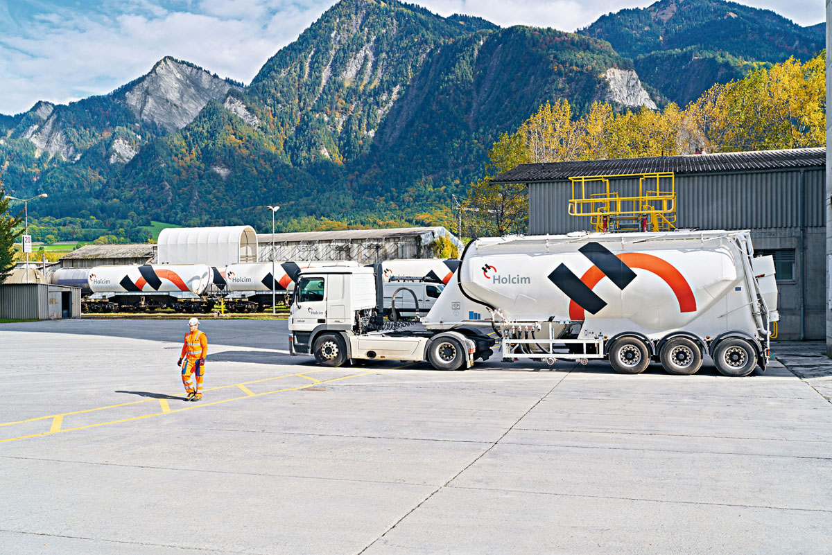 Baustoffriese Holcim verdoppelt Betriebsgewinn
