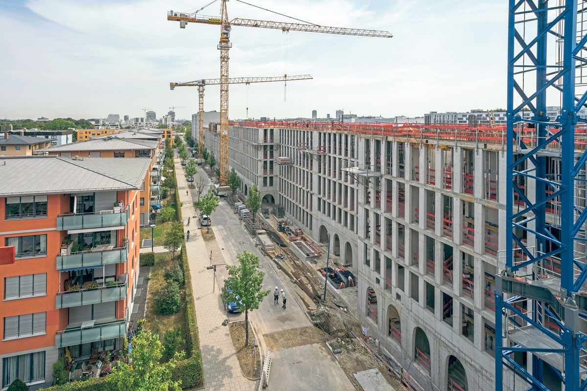 Die  Bögen und Arkaden verleihen dem Neubauprojekt MY.O in Münchnenseine markante Optik. Die Fassade wurde mit Hünnebeck-Schalungen hergestellt. (Foto: Hünnebeck)